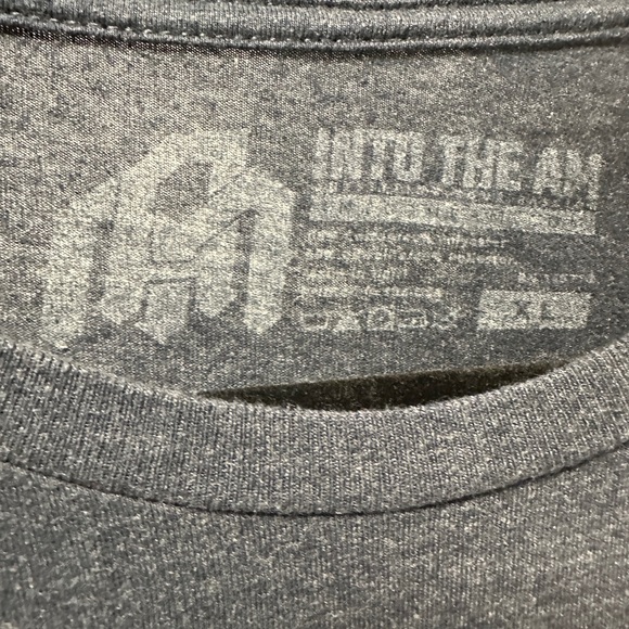 Into the AM XL shirt - Picture 3 of 6